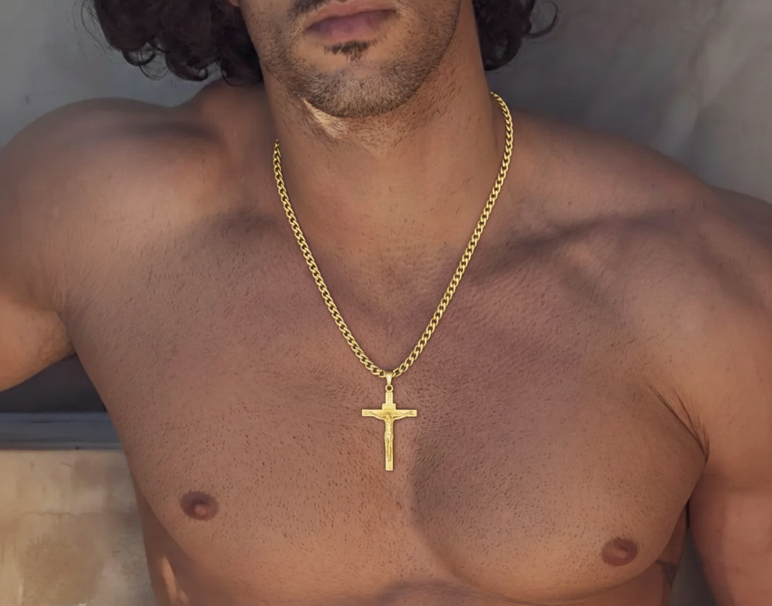 Aureli Jesus Crucifix – Gold