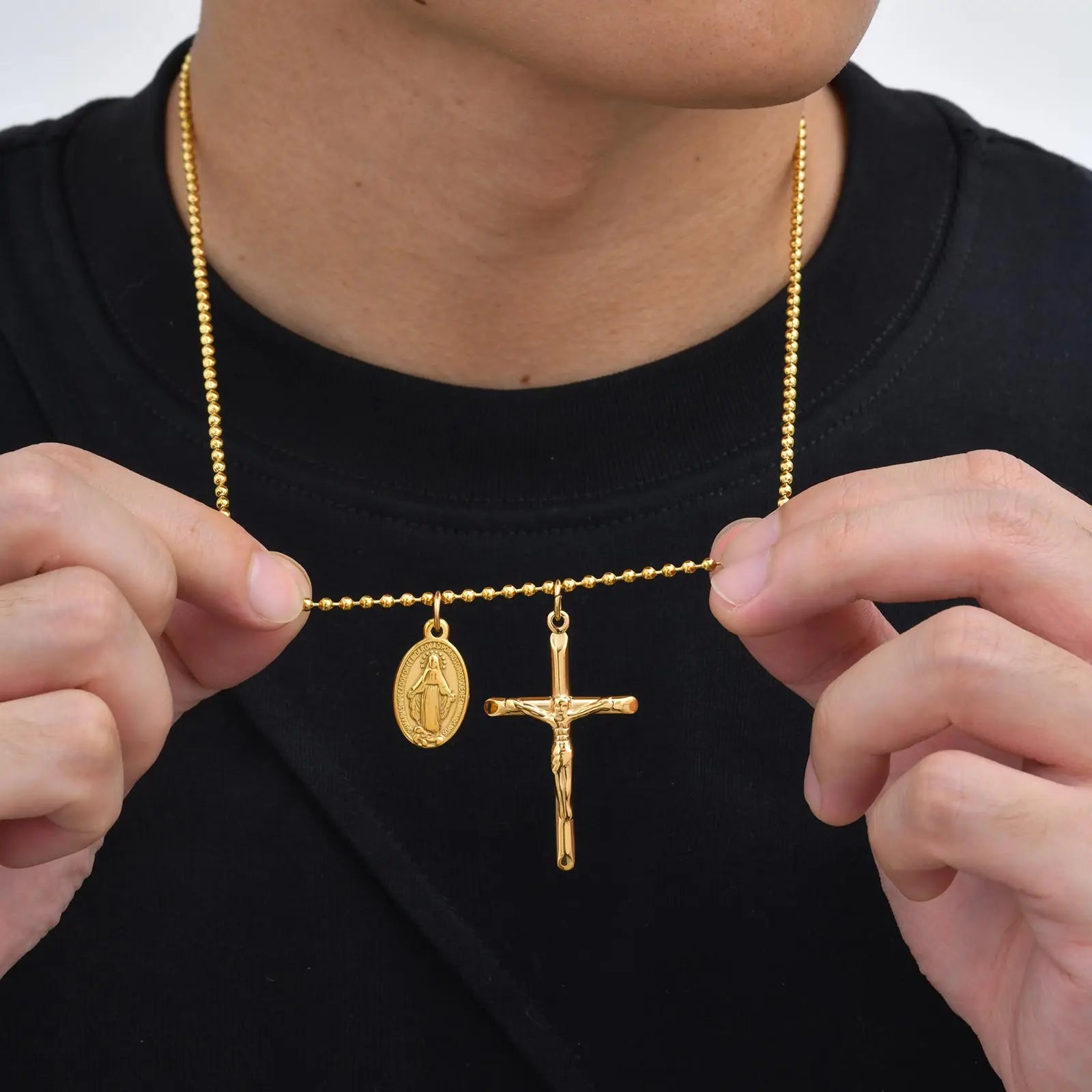 Aureli Devotion Chain – Gold